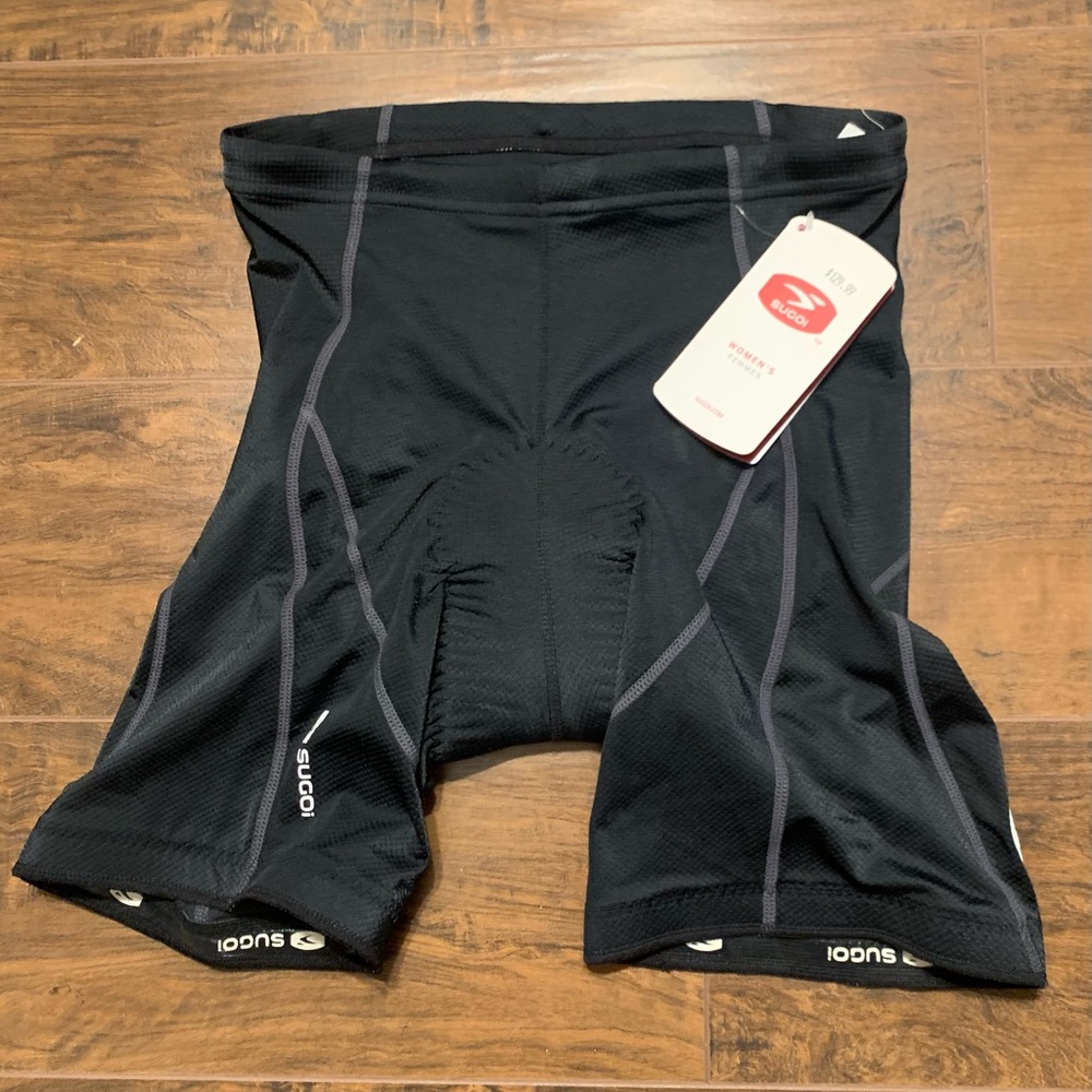 NWT Women’s Sugoi RS Short Medium Black Padded Bike Short